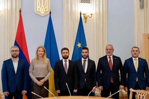 L&rsquo;Arménie et l&rsquo;Ukraine renforcent leurs liens